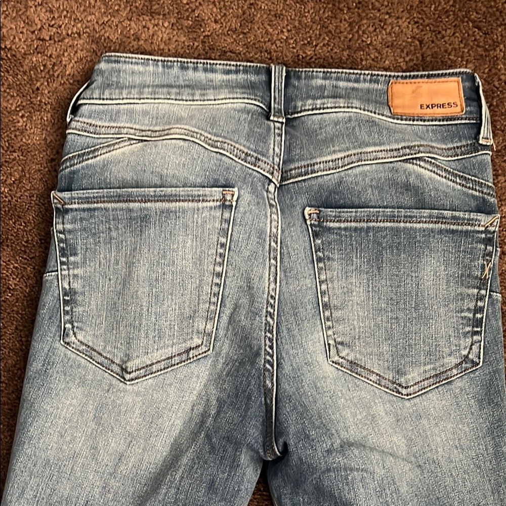 Express High Rise Ankle Jeans - Picture 3 of 5